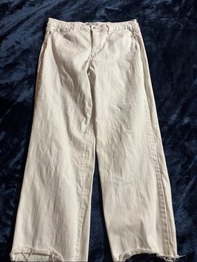 Social Standard High-Rise Cropped Straight Leg Jeans